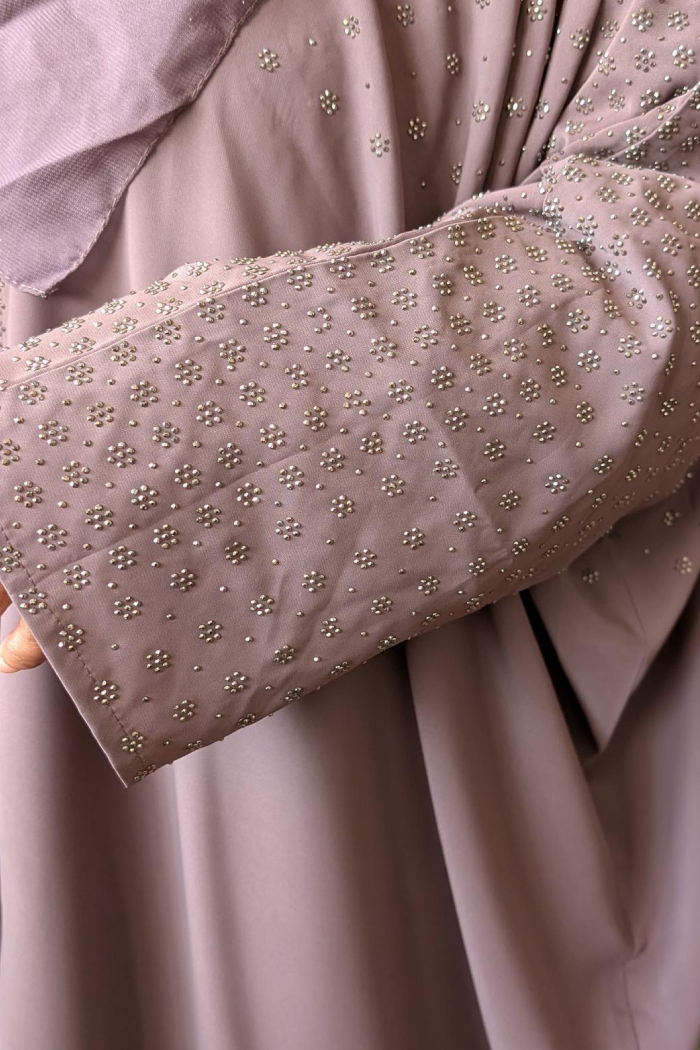 Bina Butterfly Abaya - Image 3